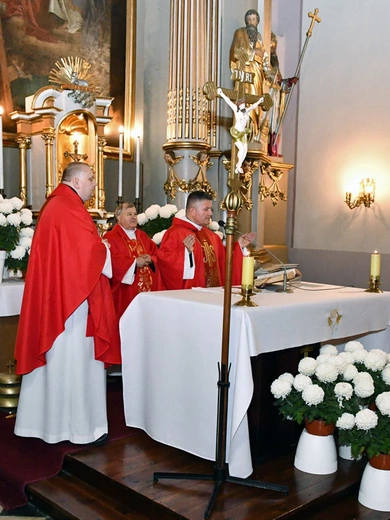 Msza św. w intencji proboscza parafii w Piątku