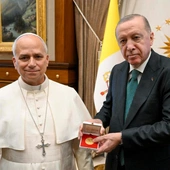 Papież wręczył prezydentowi Turcji medal wizyty apostolskiej