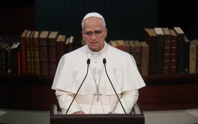 Papież ostro o pogardzie dla małżeństwa i płodności: to oszustwo