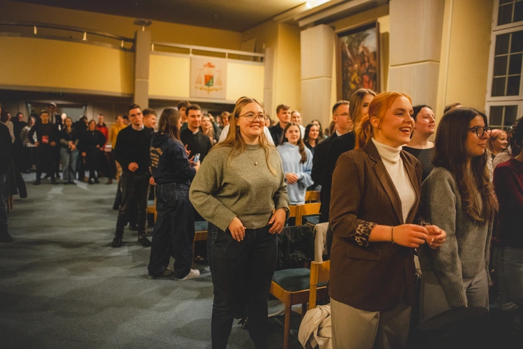 Blok formacyjny podczas jubileuszu młodych