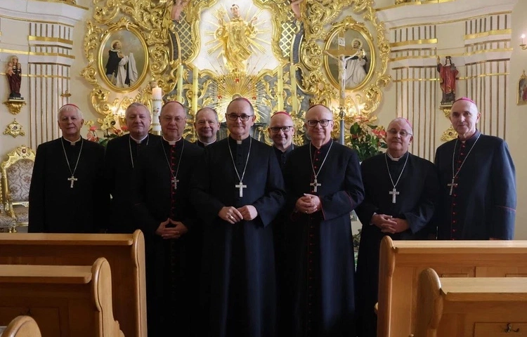 Kamień Śl. Spotkanie biskupów metropolii górnośląskiej 