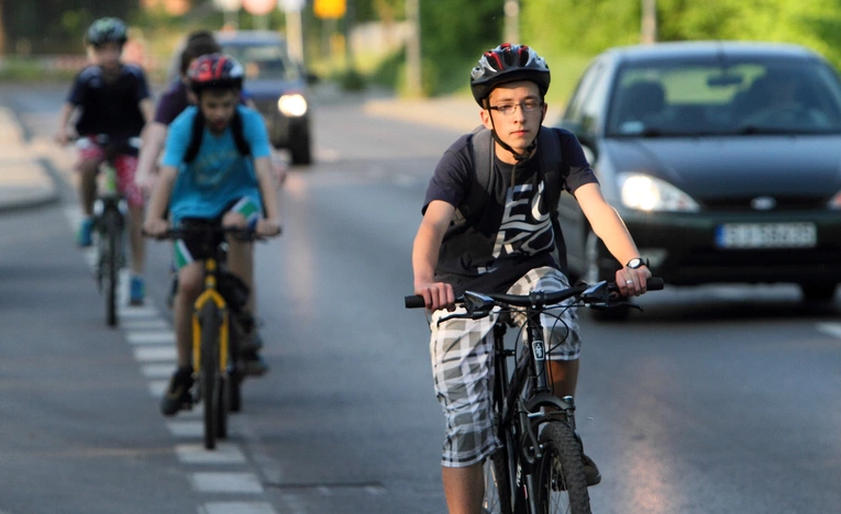 Na rowerze tylko w kasku