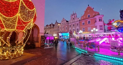 Rozpoczął się opolski Jarmark Bożonarodzeniowy