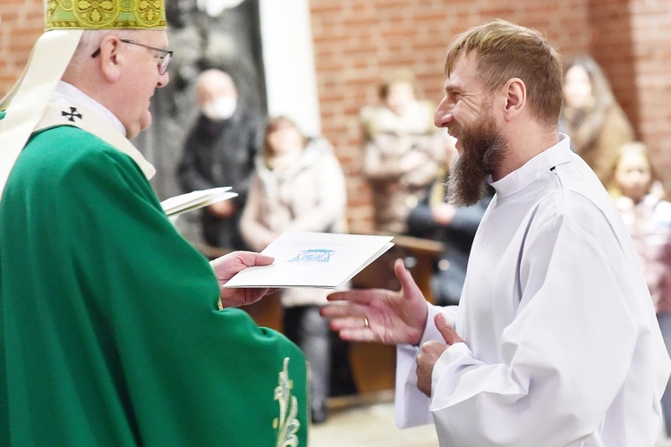 Błogosławieństwo szafarzy nadzwyczajnych Komunii św.