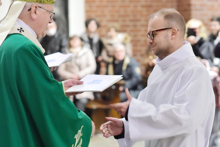 Błogosławieństwo szafarzy nadzwyczajnych Komunii św.