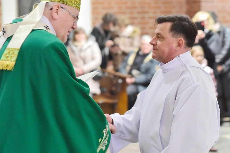 Błogosławieństwo szafarzy nadzwyczajnych Komunii św.