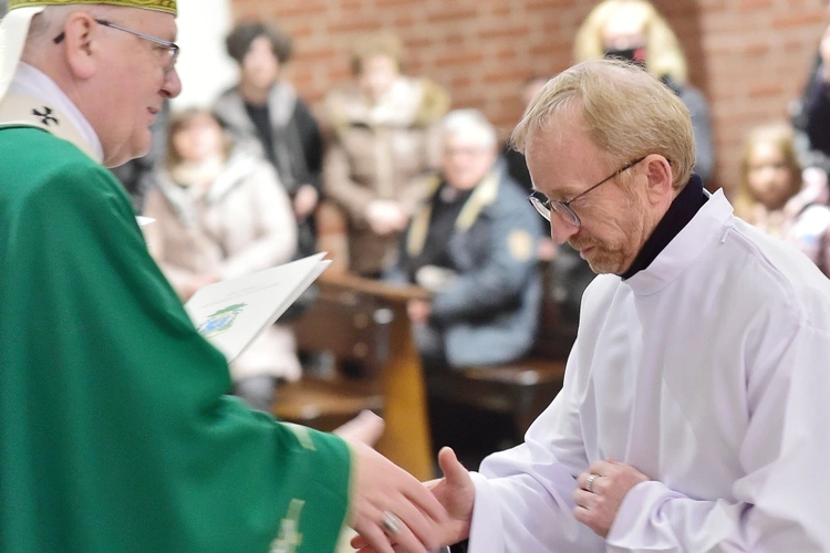 Błogosławieństwo szafarzy nadzwyczajnych Komunii św.