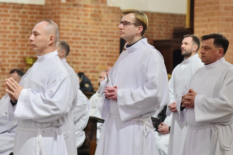 Błogosławieństwo szafarzy nadzwyczajnych Komunii św.