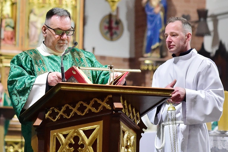 Błogosławieństwo szafarzy nadzwyczajnych Komunii św.
