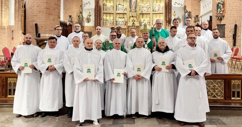 Błogosławieństwo szafarzy nadzwyczajnych Komunii św.