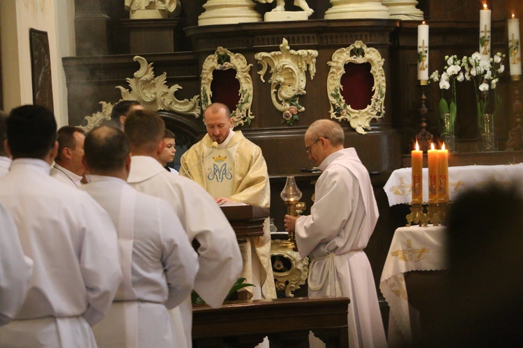 Płock. Ustanowienie nadzwyczajnych szafarzy Komunii św.