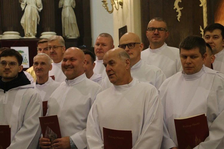 Płock. Ustanowienie nadzwyczajnych szafarzy Komunii św.