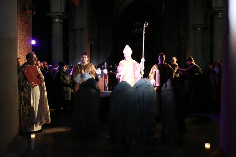 Płock. Dramat liturgiczny oparty na Pontyfikale Płockim I