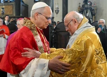 Leon XIV i Bartłomiej I podczas nabożeństwa Boskiej Liturgii