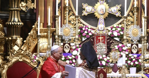 Papież w Stambule: mimo przeszkód nie możemy cofać się w naszym dążeniu do jedności