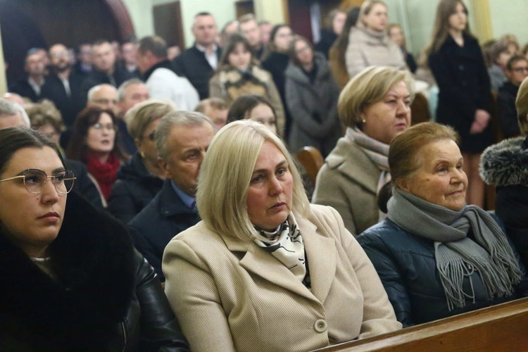 Nowy ołtarz w Polnej