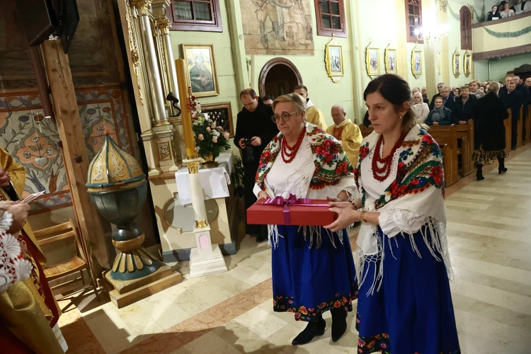 Nowy ołtarz w Polnej