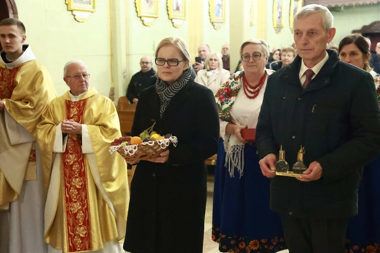 Nowy ołtarz w Polnej