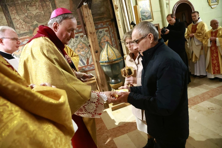 Nowy ołtarz w Polnej