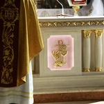 Nowy ołtarz w Polnej