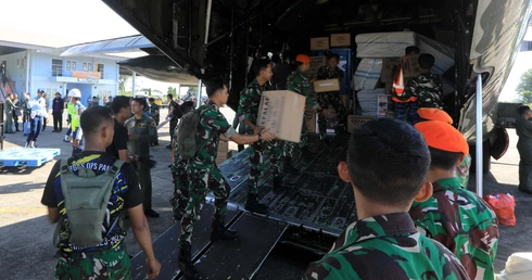 Tranport z pomocą dla poszkodowanych