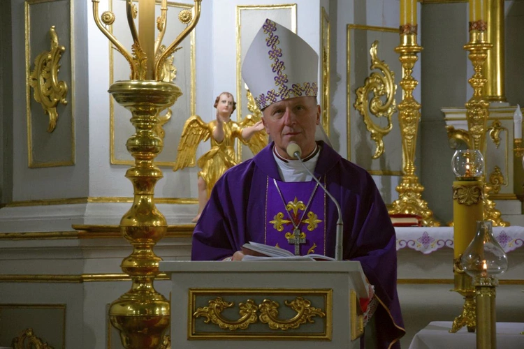 Powrót maryjnego obrazu do sanktuarium w Skrzyńsku