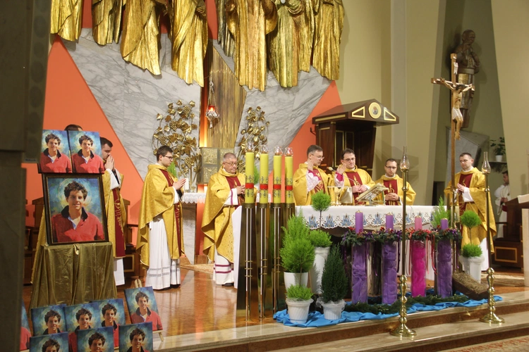 Brzesko. Błogosławieństwo lektorów i pielgrzymka LSO dekanatu brzeskiego