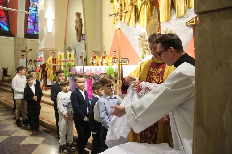 Brzesko. Błogosławieństwo lektorów i pielgrzymka LSO dekanatu brzeskiego