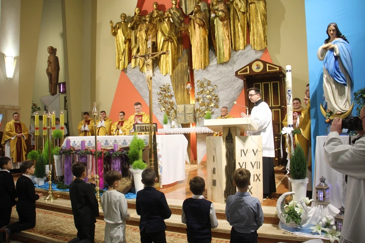 Brzesko. Błogosławieństwo lektorów i pielgrzymka LSO dekanatu brzeskiego