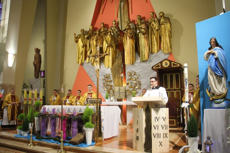 Brzesko. Błogosławieństwo lektorów i pielgrzymka LSO dekanatu brzeskiego