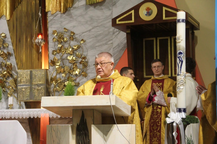 Brzesko. Błogosławieństwo lektorów i pielgrzymka LSO dekanatu brzeskiego