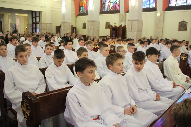 Brzesko. Błogosławieństwo lektorów i pielgrzymka LSO dekanatu brzeskiego