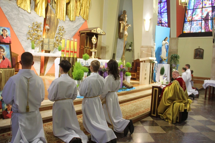 Brzesko. Błogosławieństwo lektorów i pielgrzymka LSO dekanatu brzeskiego