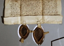 Powrót cennych pergaminów z XIII i XIV wieku