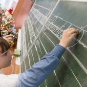 Rząd zajmie się kwestią małych szkół