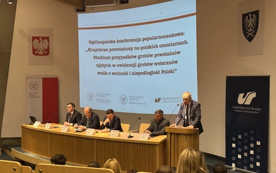 Katowice. Konferencja "Krajobraz powstańczy na polskich cmentarzach"