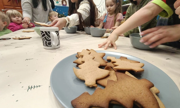 Katowice. „Uskrzydlamy" - piernikowa akcja Domu Aniołów Stróżów