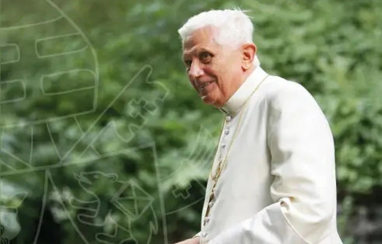 Benedykt XVI – „Pan trzyma nas za rękę”