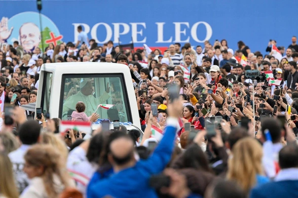 Papież podczas Mszy w Bejrucie