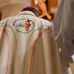 Krzyż z głogowskiej kolegiaty poświęcony