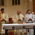 Krzyż z głogowskiej kolegiaty poświęcony