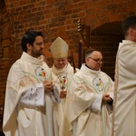 Krzyż z głogowskiej kolegiaty poświęcony