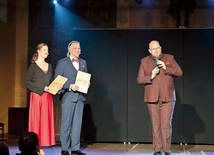 Na scenie Jarosław Szydłak, prezes KACK.