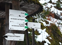 Wszystkie trasy są bardzo dobrze oznaczone. Pamiętajmy, żeby z nich nie zbaczać!