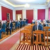 Uczestnicy konferencji naukowej w Sali Biskupów Wyższego Seminarium Duchownego w Płocku.