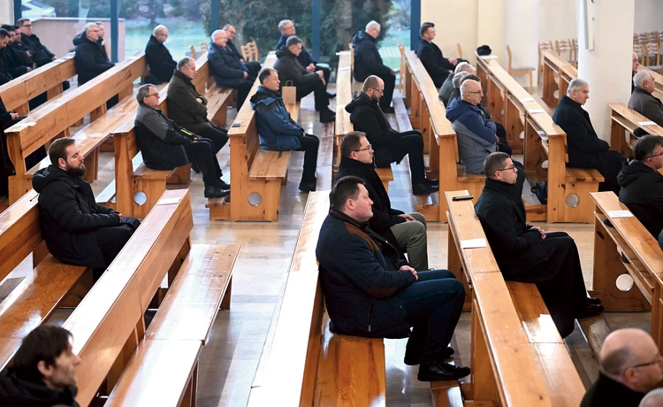 W obu terminach spotkanie odbyło się w kościele seminaryjno-akademickim.