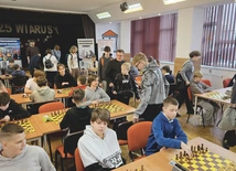 Zawody zostały rozegrane w kilku kategoriach wiekowych.