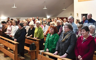 Spotkania odbywają się dwa razy do roku. W Adwencie – w Rokitnie i Wielkim Poście – w Głogowie.