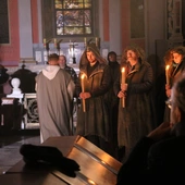 Kiedy przemawia księga