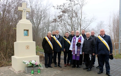 Rycerze Kolumba odnowili kapliczkę